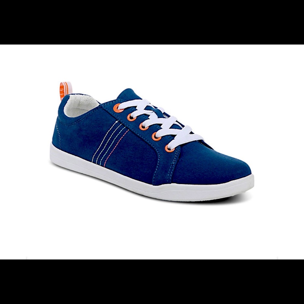 Vionic Beach Washable Canvas Lace-
Up Sneaker - Stinson 8 1/2 Navy